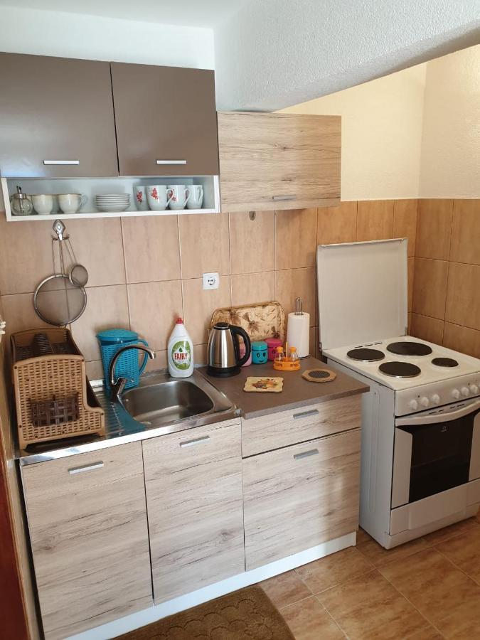 Apartment Jelena Kotor Exterior foto